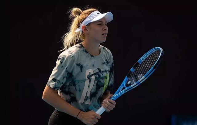 进行深刻的 进行深刻的