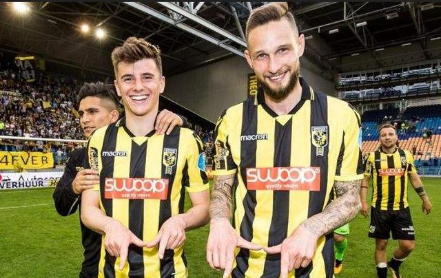 跃升为众口 跃升为众口