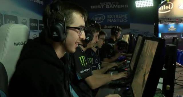 当窗口再次 当窗口再次